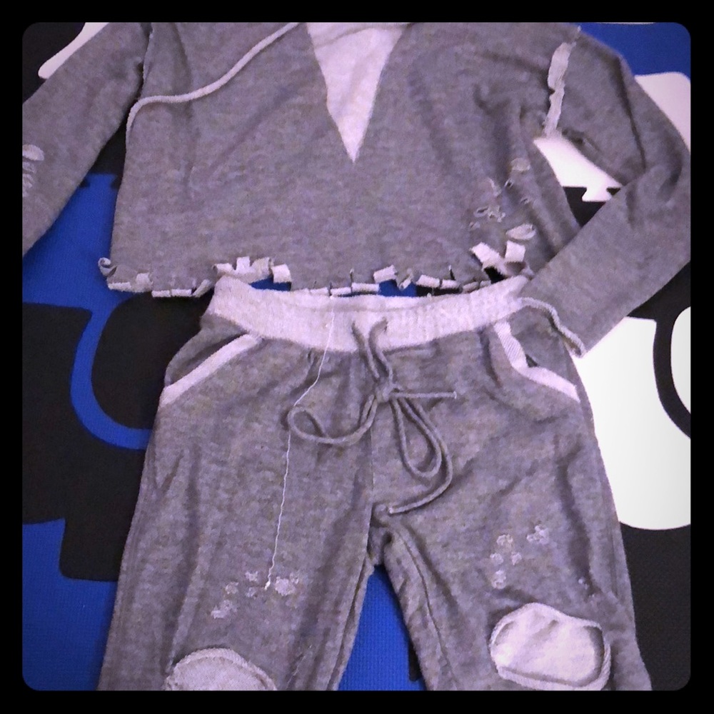 Fashion Nova distressed sweats set